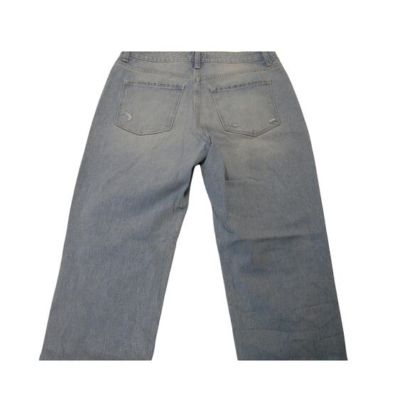 Flying Monkey Women's Distressed Mom Jeans Light Wash Straight Leg Size 30 Denim - Picture 3 of 7
